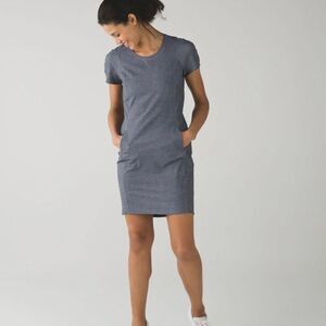 Lululemon & Go Endeavor Dress Charcoal Heather Size 10